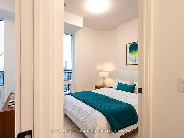 1185 Dupont St #1016 — Photo 14