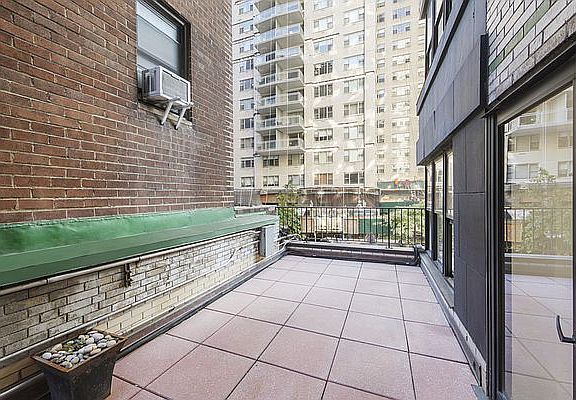 4th image of 400 E 57th St APT 2K