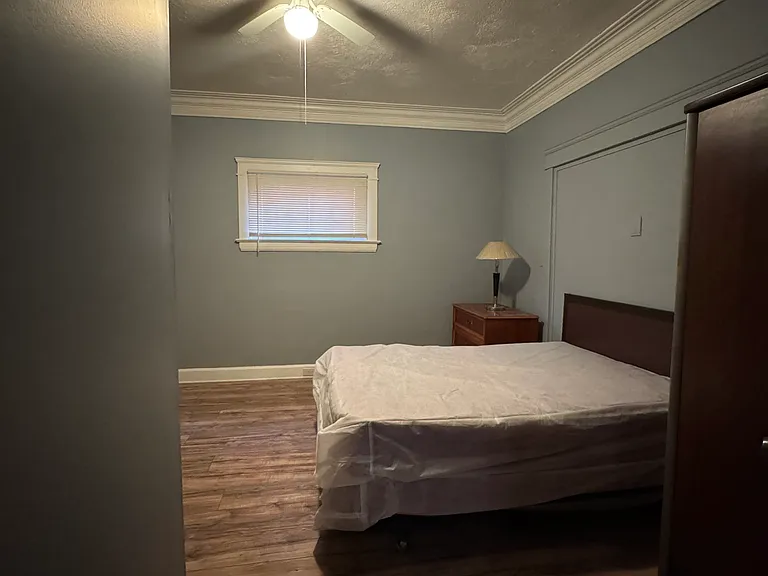 11918 Phillips Ave — Photo 14