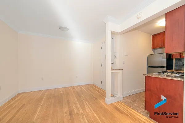 Rented by FirstService Realty (legacy) | media 12