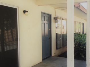 2563 Elden Ave APT B, Costa Mesa, CA 92627