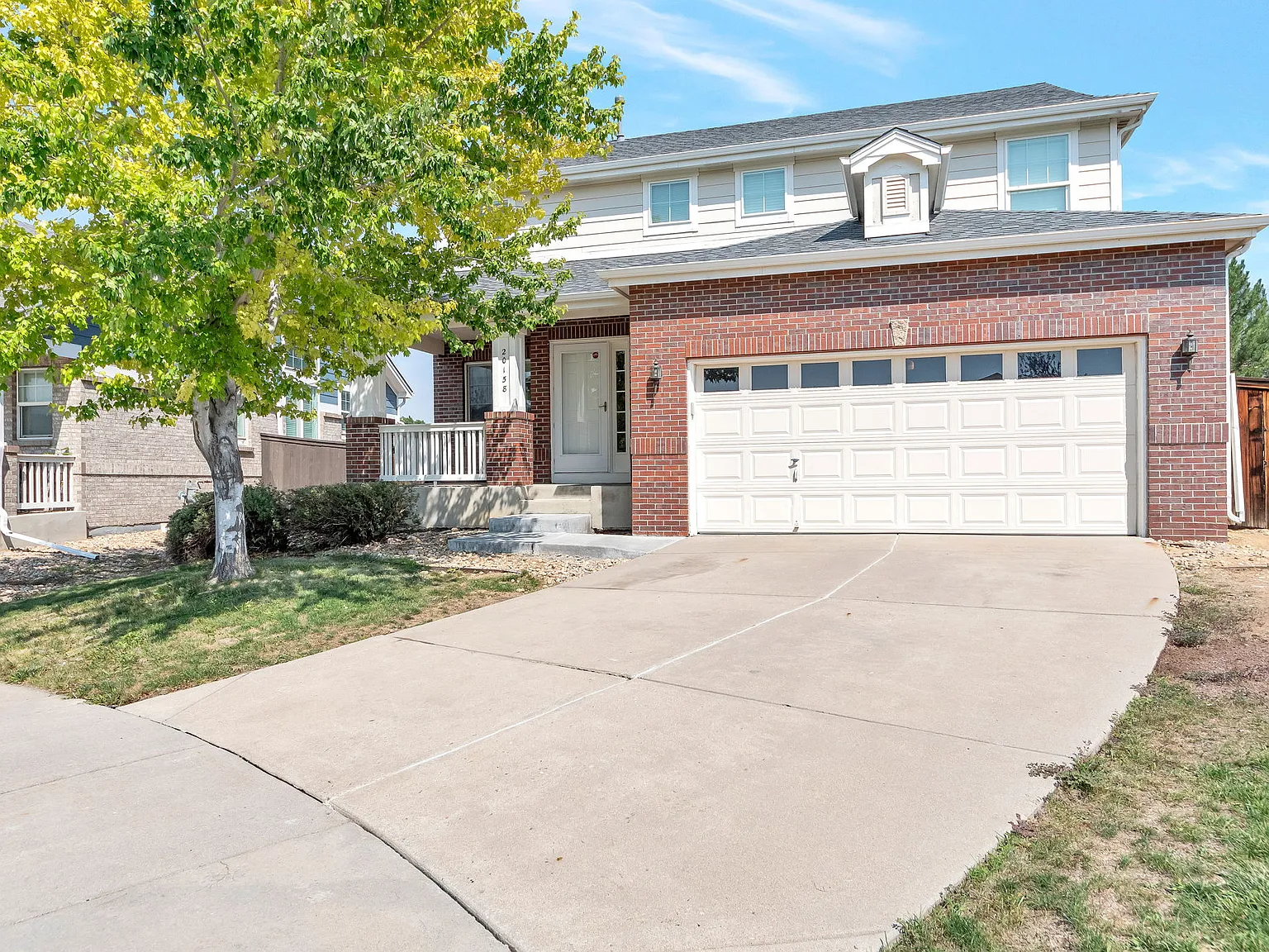 4 bed, 2.5 bath, 2070 sqft, $3,350 — Photo 1