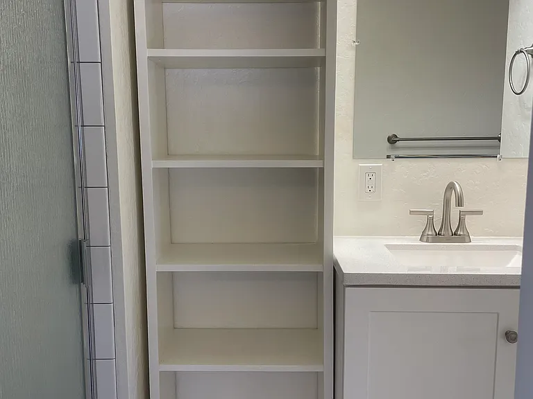 ADU/Studio Bathroom (Shower)