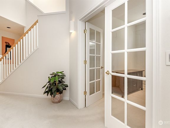 5th image of 4214 40th Avenue NE