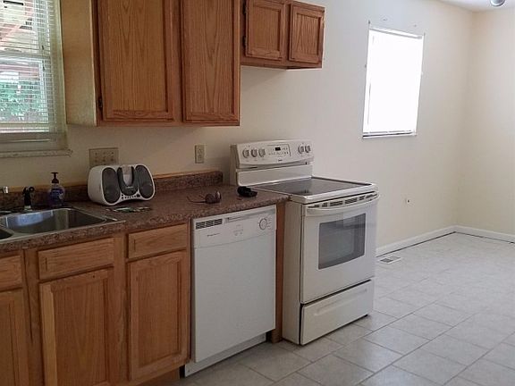5th image of 9143 Gila Dr