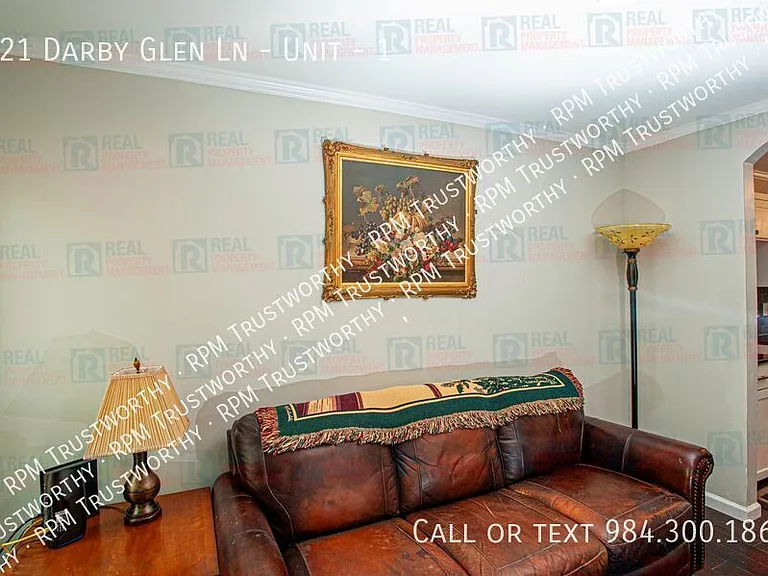 521 Darby Glen Ln #1 — Photo 18