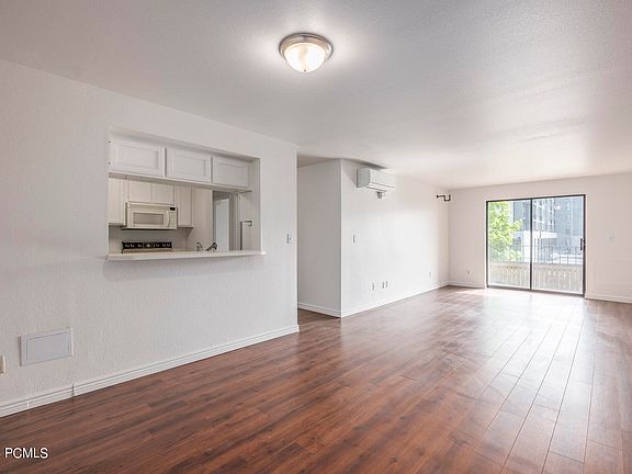 2nd image of 530 S 400 E APT 2207