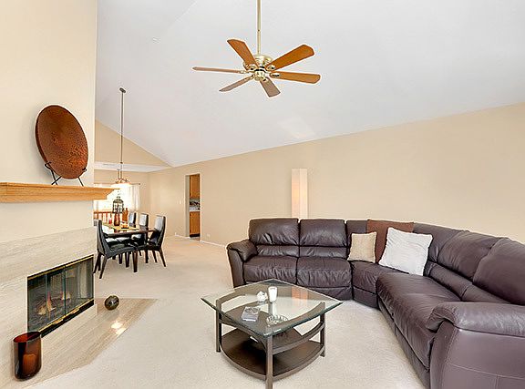 4th image of 406 Cromwell Cir Unit 2