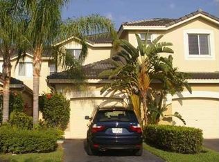2518 Cordoba Bnd, Fort Lauderdale, FL 33327