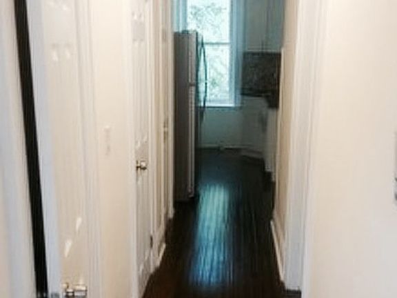 5th image of 6503 Myrtle Ave #1