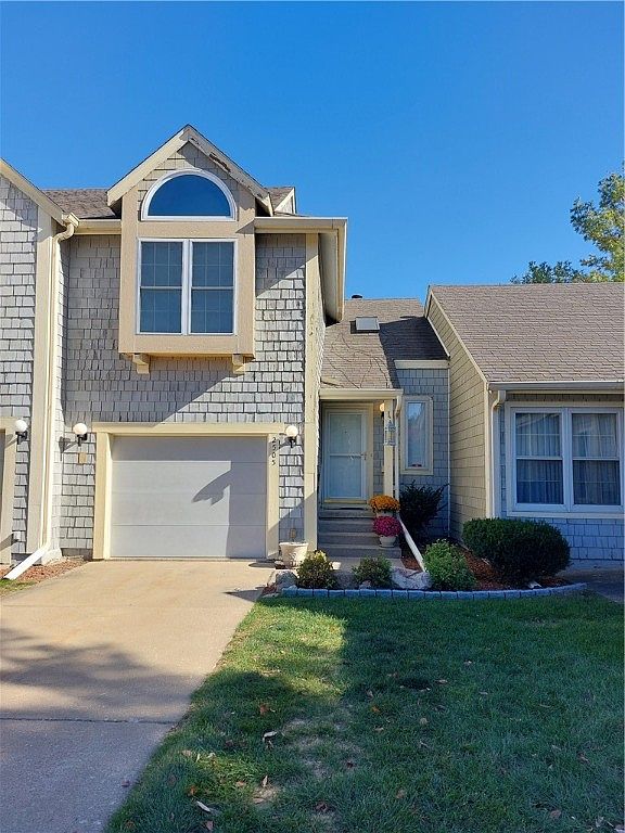 2505 82nd St, Urbandale, IA 50322 Zillow