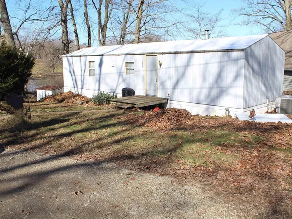 5630 W Partridge Dr, Mentone, IN 46539