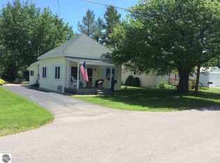 212 Grant St, East Tawas, MI