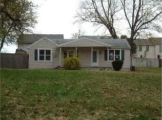 4702 NE Kelsey Rd, Kansas City, MO 64116