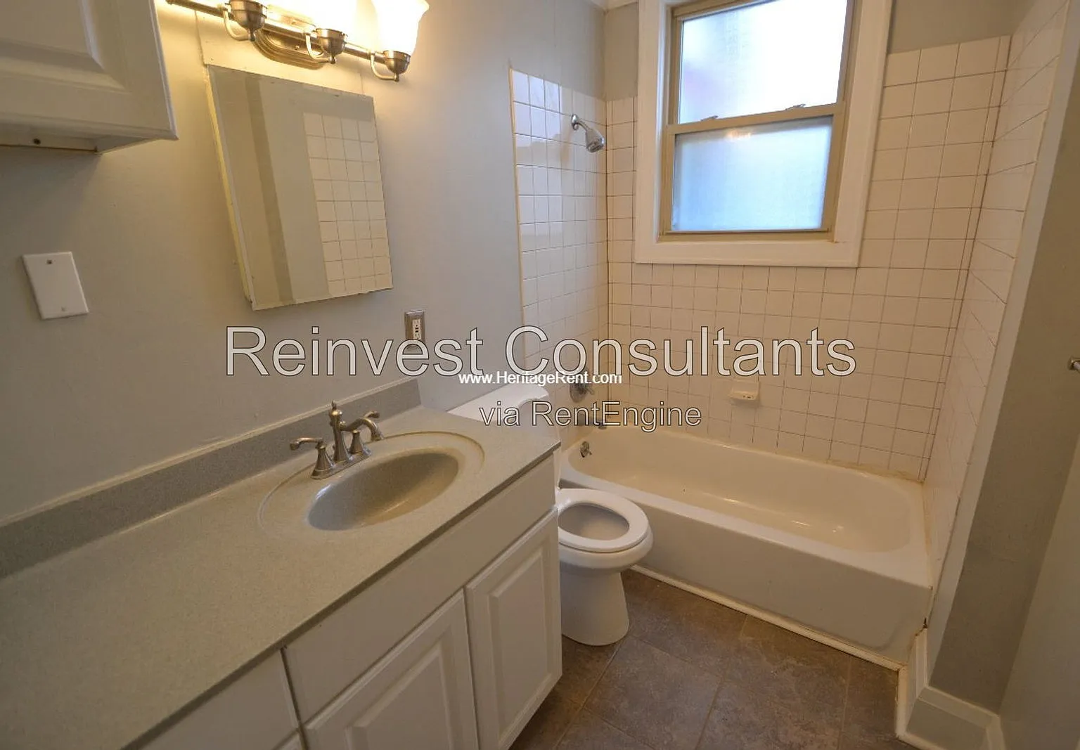 3 bed, 2.0 bath, 1200 sqft, $1,895 — Photo 2