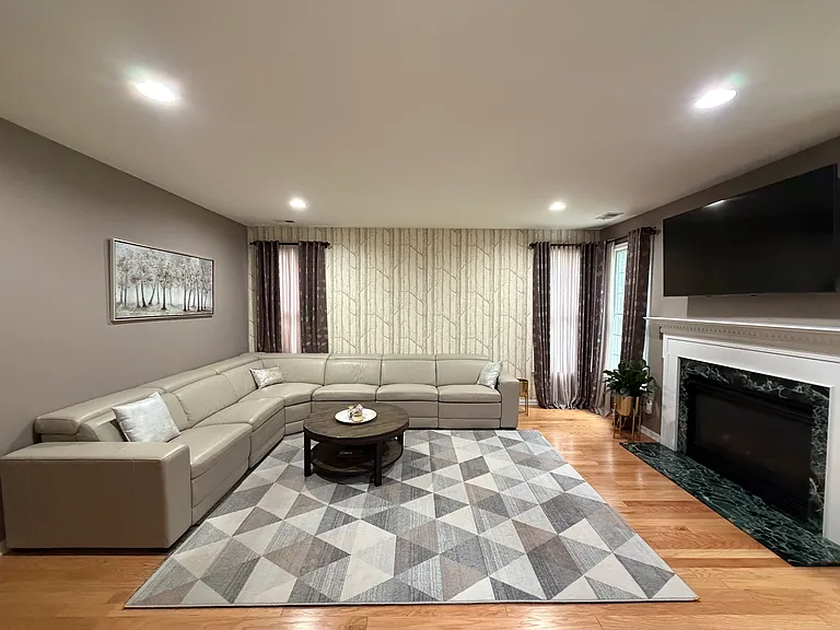 40 Greylynne Dr — Photo 9