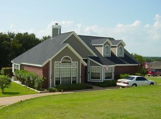 2740 Jasmine St, Brenham, TX 77833