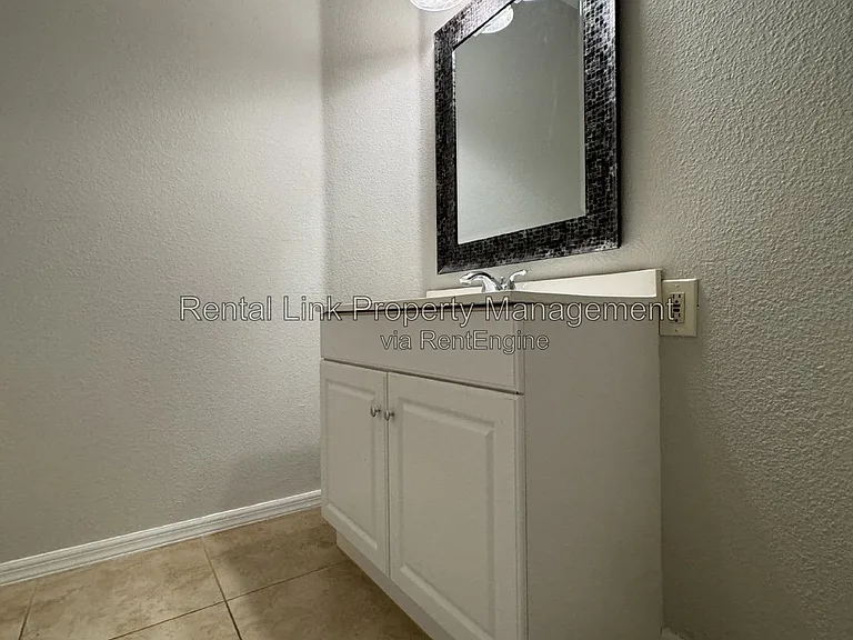 11530 Villa Grand #1121 — Photo 22