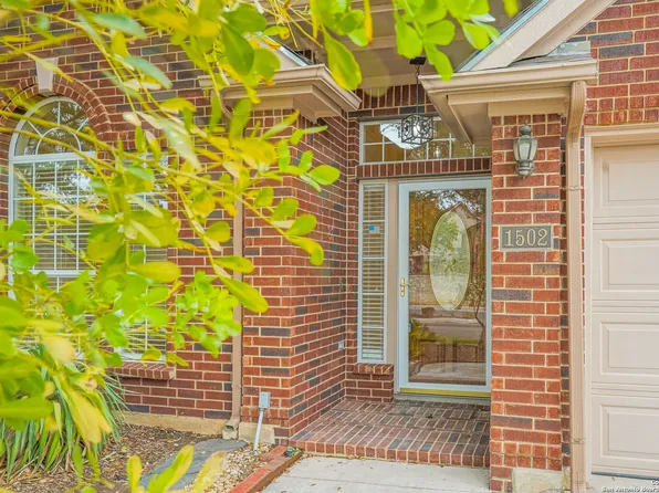 1502 CRESCENT WAY, San Antonio, TX 78258