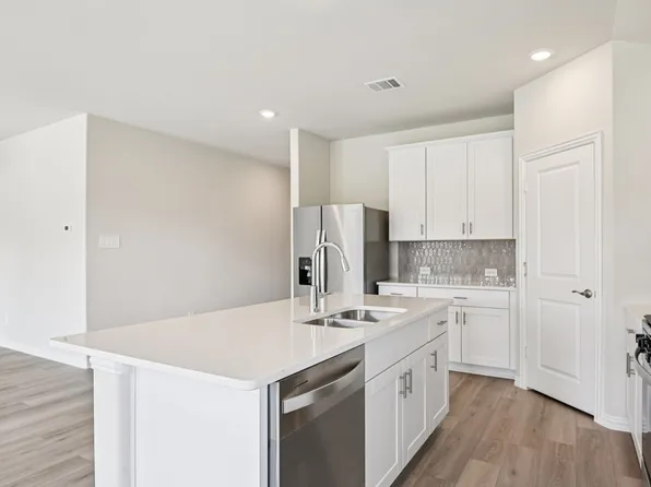 3224 Scorpion Ln, Fort Worth, TX 76179