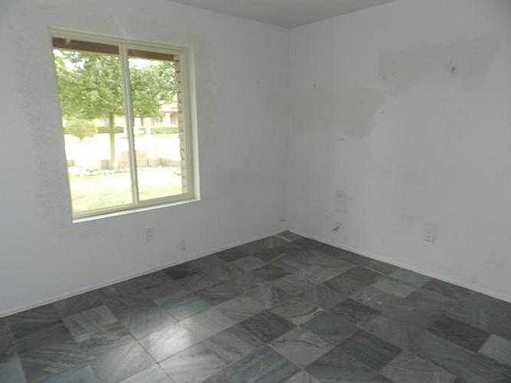 4423 E Kelton Ln, Phoenix, AZ 85032