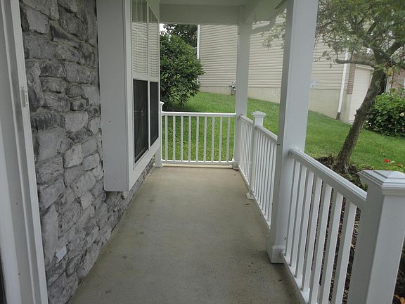2nd image of 11 Greystone Ct