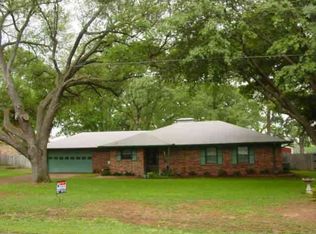 2460 Pineview Dr, Tyler, TX 75704