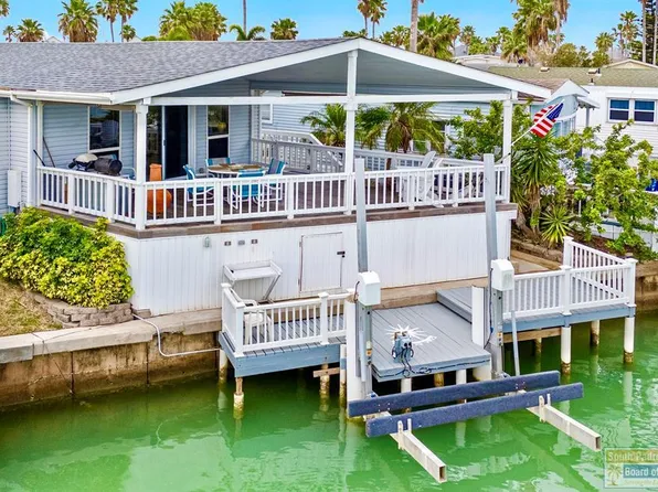 675 E Clam Cir, Port Isabel, TX 78578