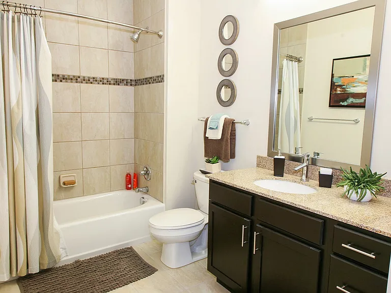 Delta Flats — Photo 18