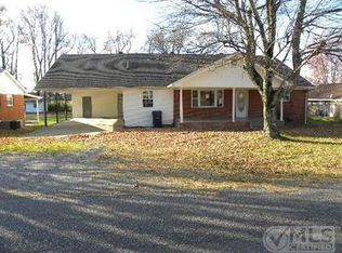 110 N Walnut St, Hohenwald, TN 38462