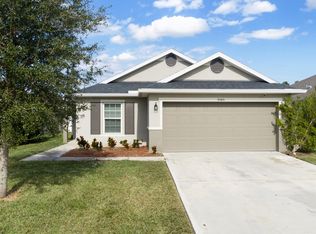 5545 NW Pine Trail Cir, Port Saint Lucie, FL 34983