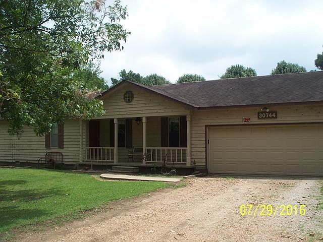 2nd image of 30744 Cottonwood Rd