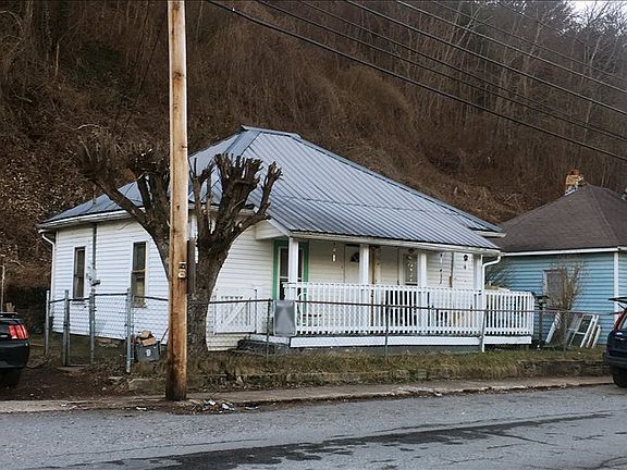 3rd image of 189 Tennessee Ave