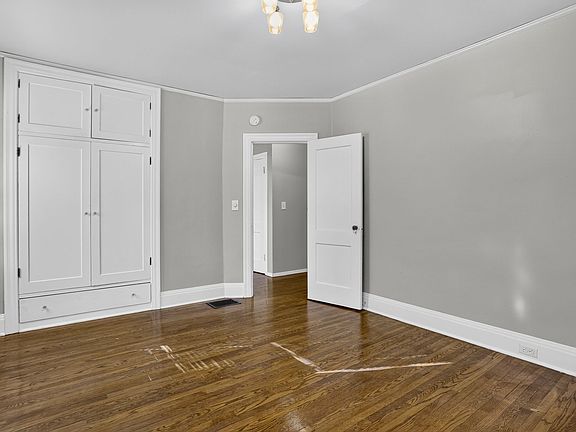 2nd image of 3434 NE 18th Ave
