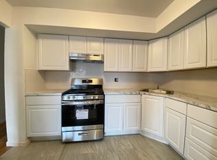 3272 47th St #2, Astoria, NY 11103