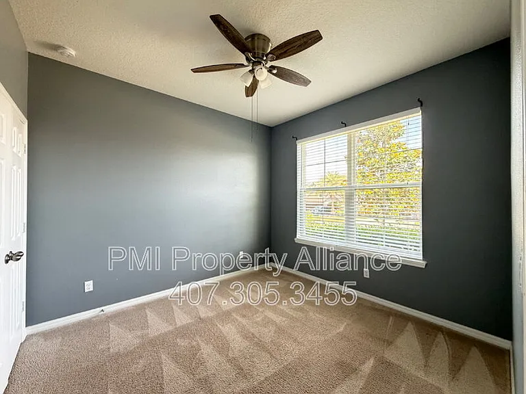 1427 Cabot Dr — Photo 15