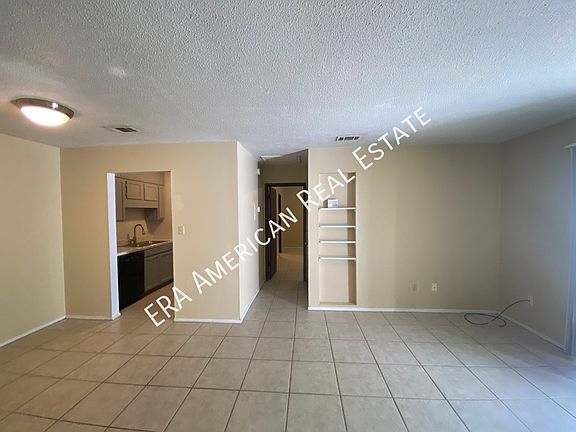 5th image of 1555 Greenbriar Pkwy #4