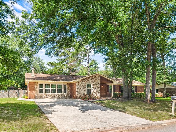 2nd image of 105 Meriwood Dr