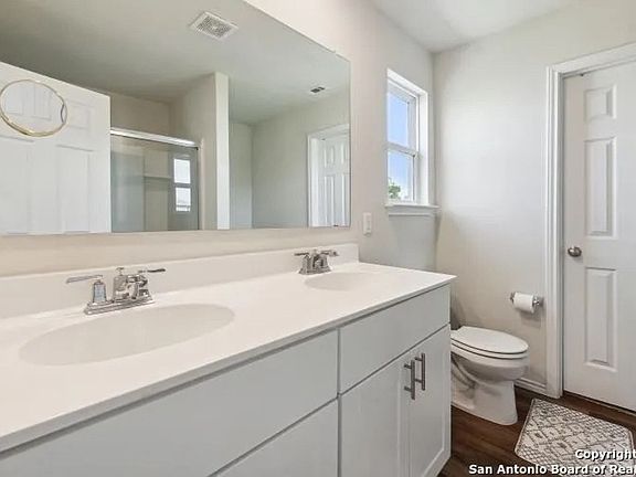 3rd image of 13352 Sendero Roble