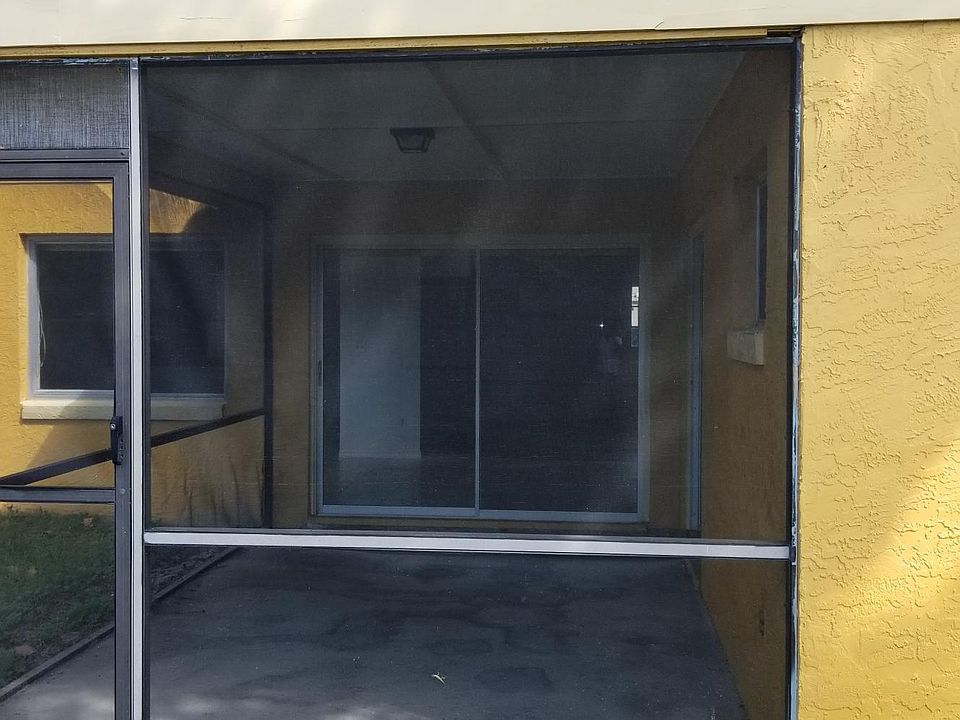 1st image of 785 Heather Glen Cir