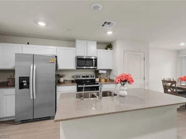 6136 Lily Garden St, North Las Vegas, NV 89081