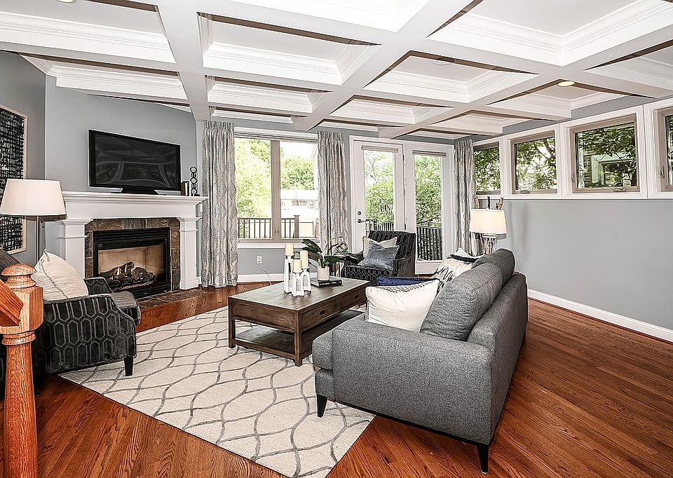 1st image of 3662 Shaw Ave