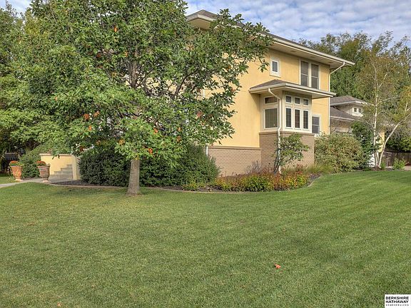 3rd image of 300 Blue Sage Blvd