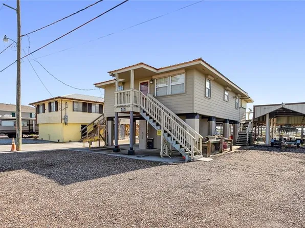 307 Martin Ln, Port Sulphur, LA 70083