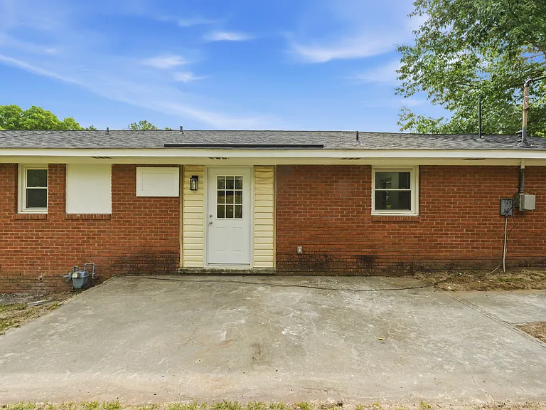 1012 Starmount Dr — Photo 28