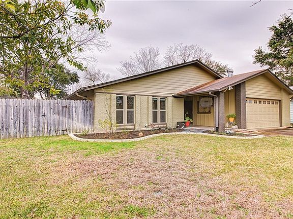 3rd image of 9813 Marlborough Dr
