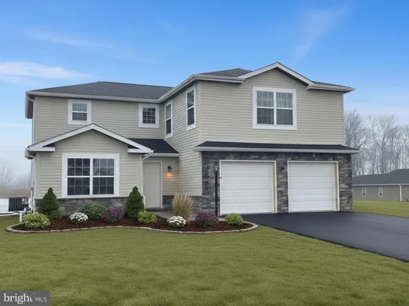 305 Jasmine Dr Lot 51, Lebanon, PA 17042