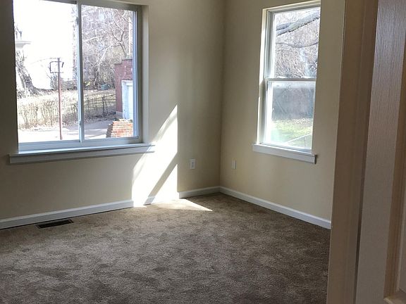 4th image of 3312 Burnet Ave