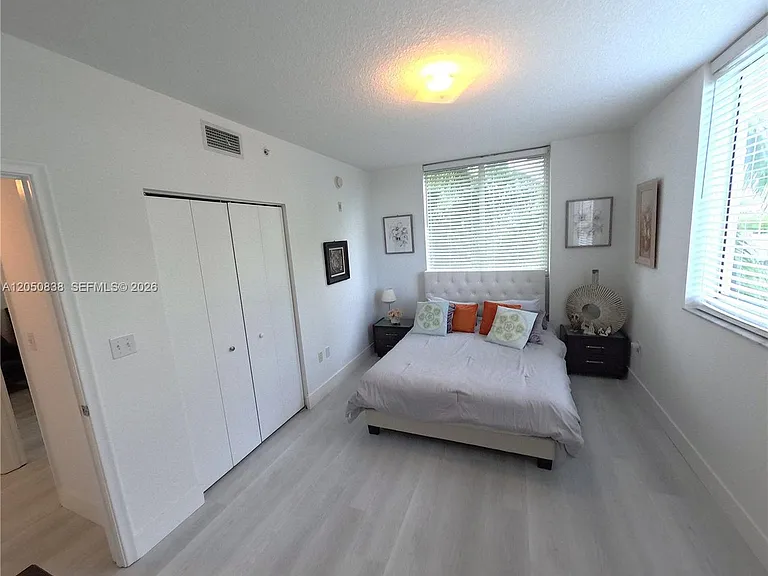 2775 NE 187th St #314 — Photo 15