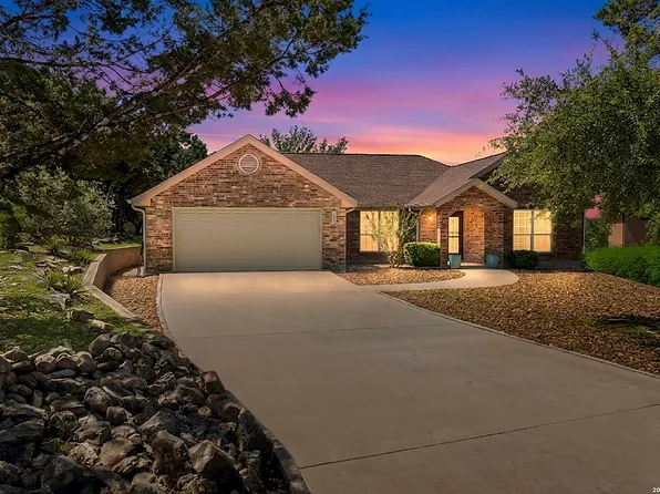 145 Schlamp Bay, Canyon Lake, TX 78133